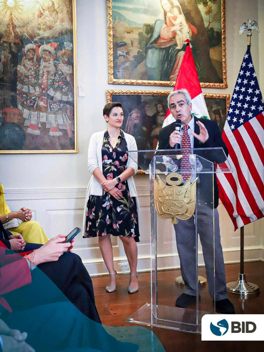 Julio Elías en la presentación