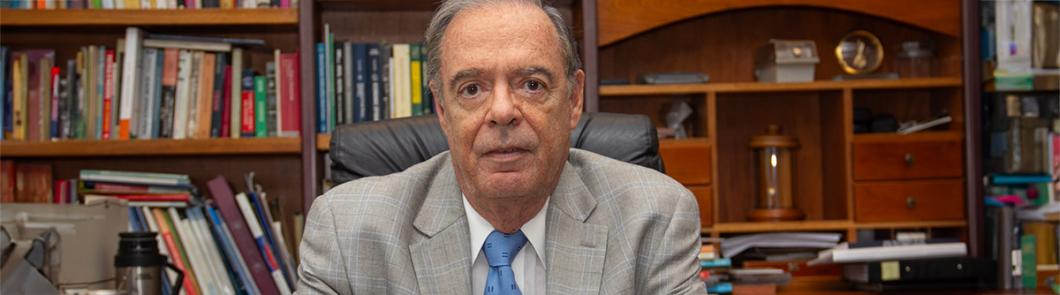 Roque B. Fernández